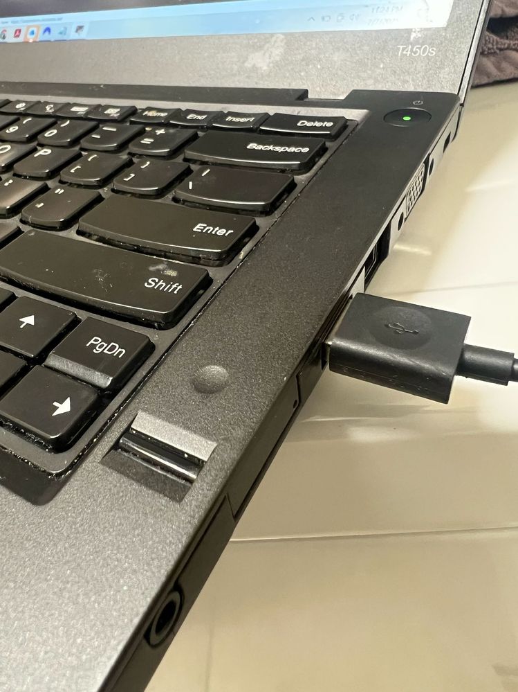 Laptop USB Connection