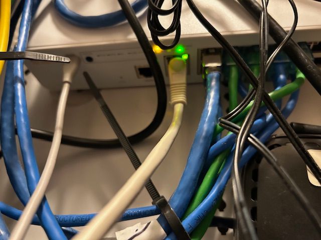 Switch lights and cables