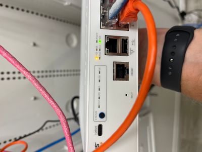 Ruckus ICX 7150-C12P.jpg